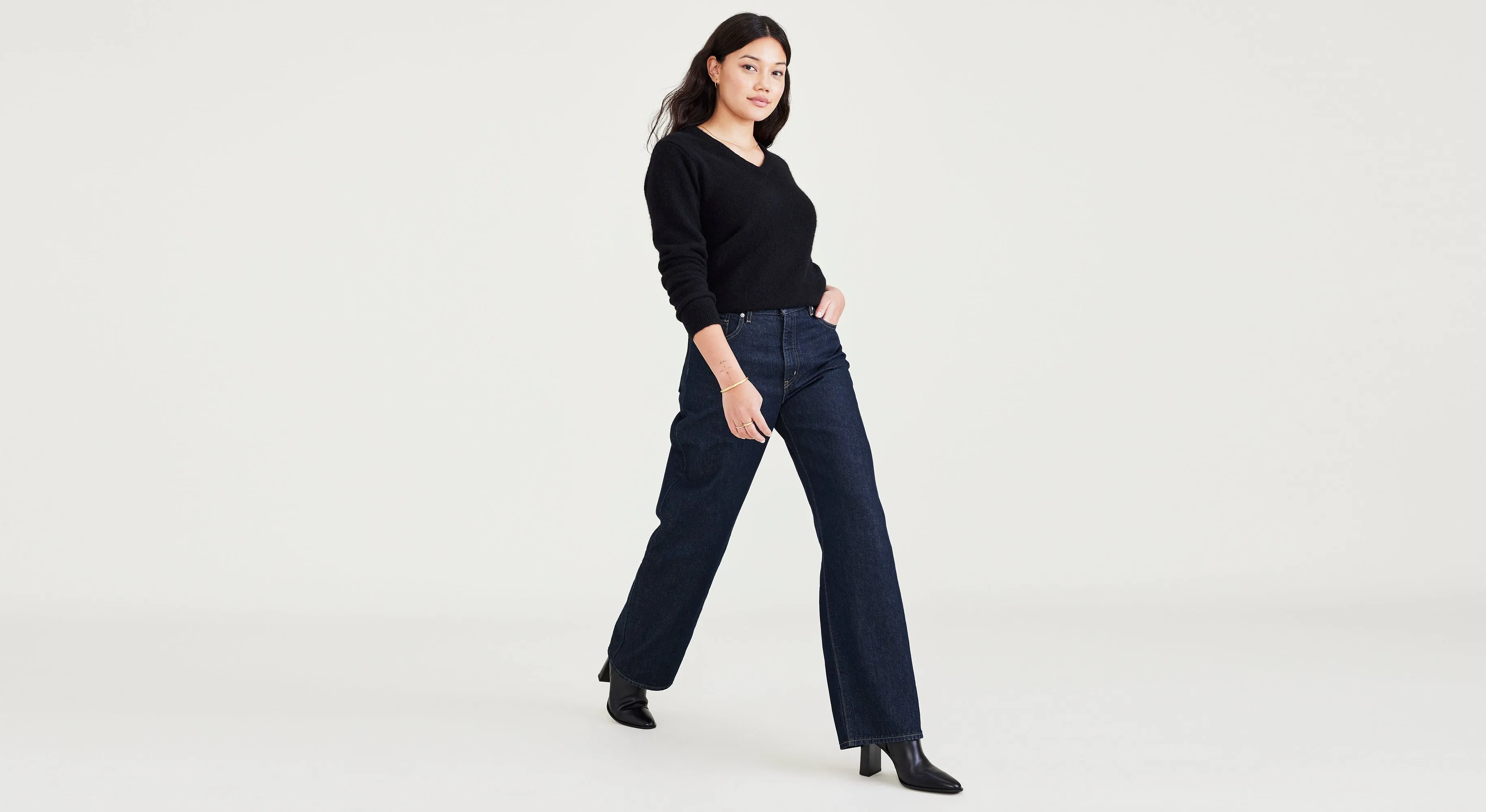 Mid-Rise Jeans, Relaxed Fit