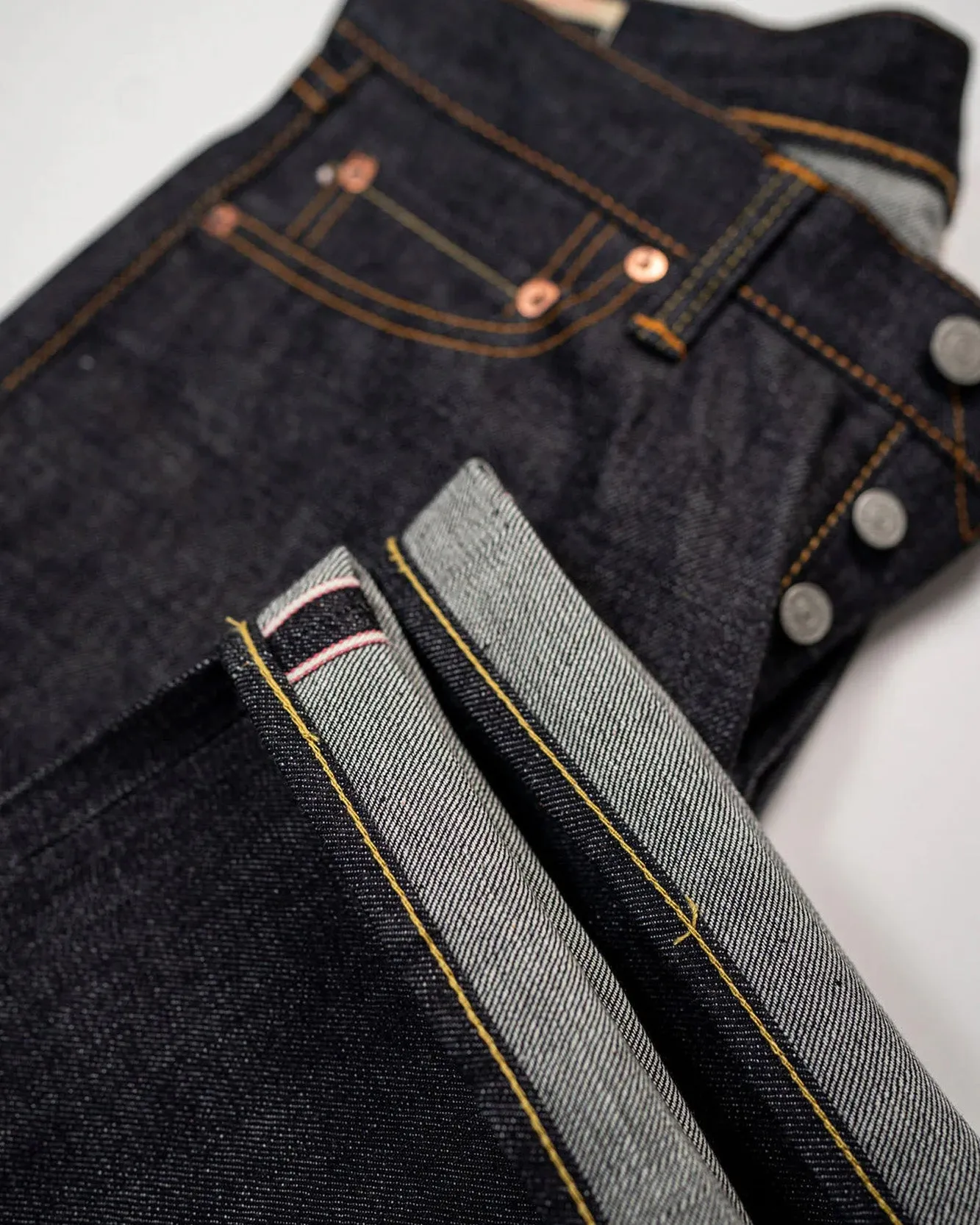 Momotaro 0906-13 Classic Straight Mens Jeans - 13oz Zimbabwe Cotton Indigo Selvedge Denim