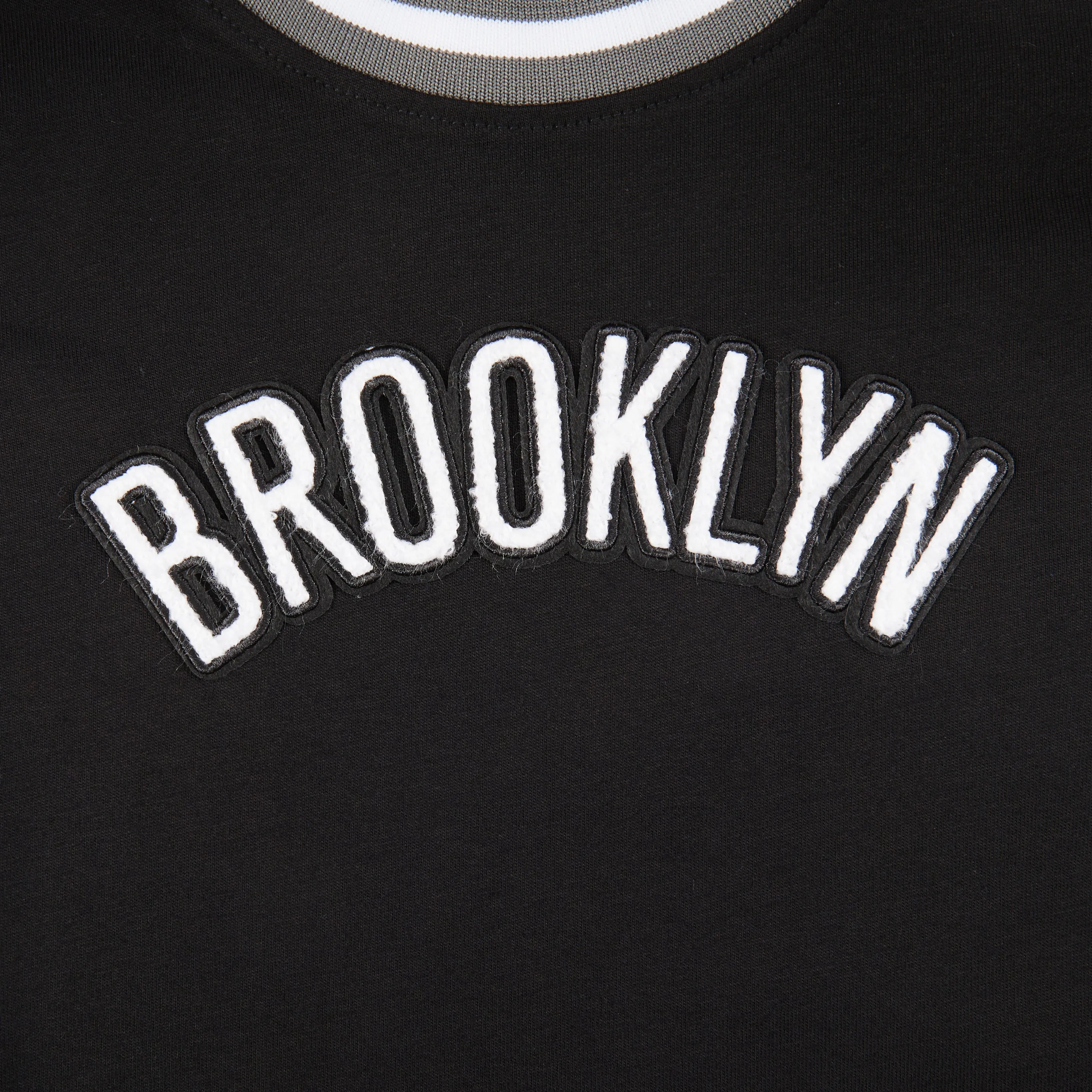 NBA BROOKLYN NETS CLASSIC TODDLER BOYS SHORT SLEEVE STRIPED RIB TEE (BLACK/GRAY)