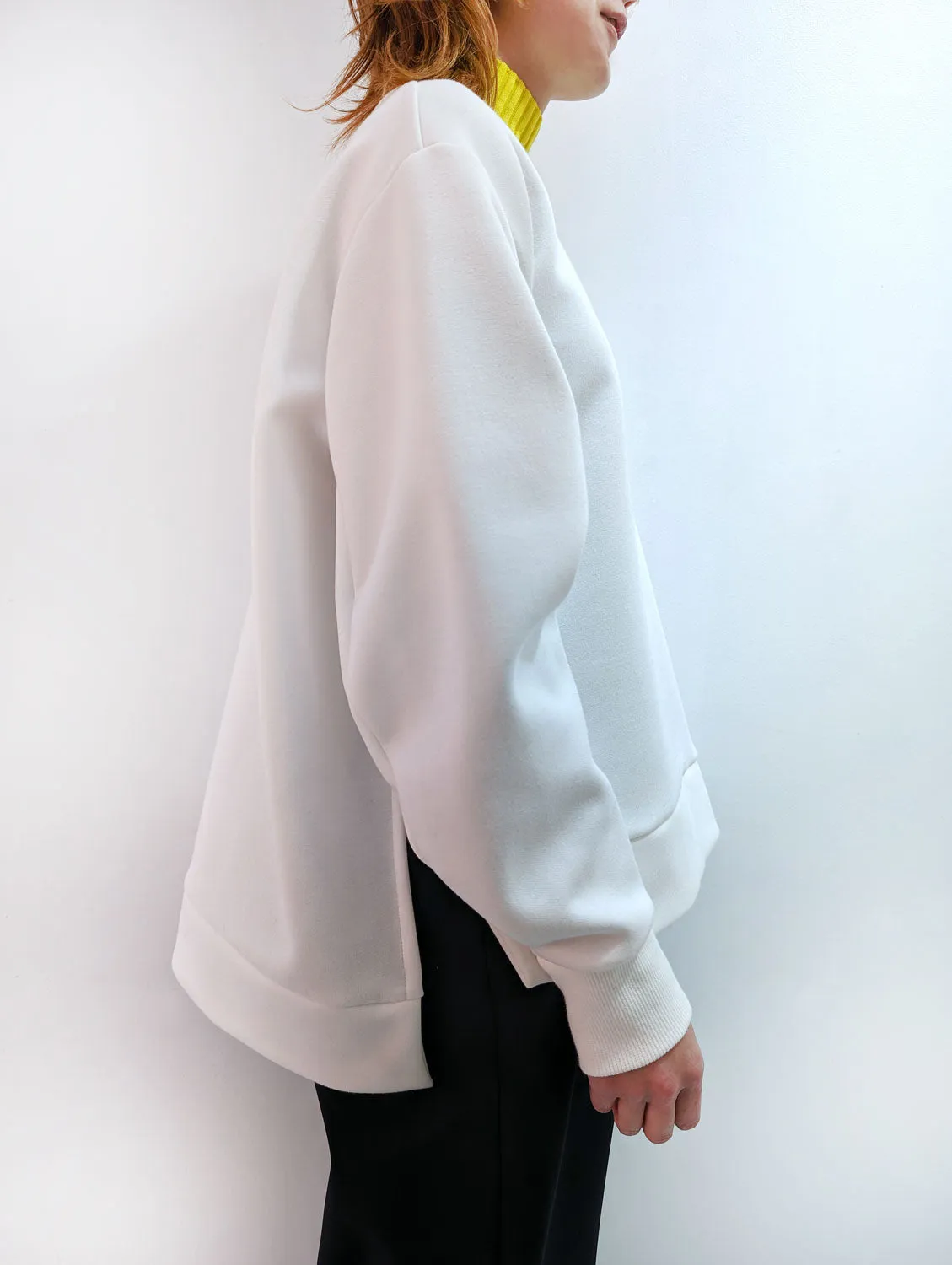 någonstans layered-neck pullover