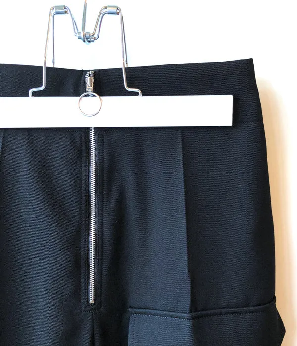 PHEENY/HARD TWILL ZIP SLACKS(BLACK)