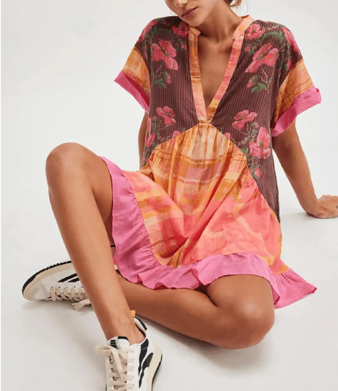 Womens Boho Mini Dress Y2k Floral Deep V-Neck Puff Sleeve Short Dresses Summer Causal Flowy Beach Sundress