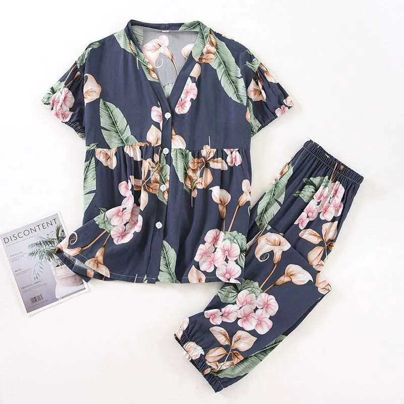 Women's Short Sleeved V-neck Shirt and Pants Thin Pajamas Set