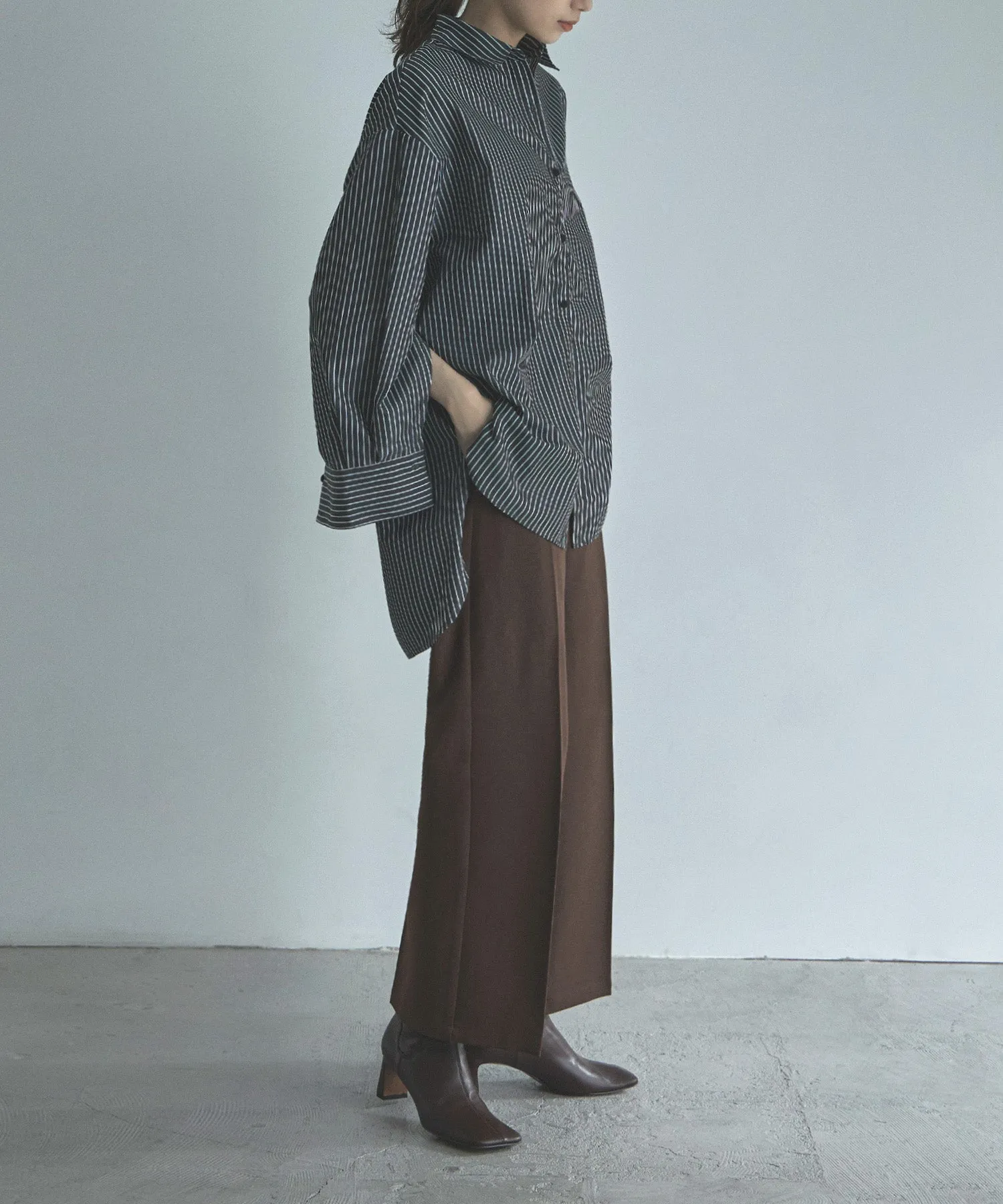Wool like wide slacks pants