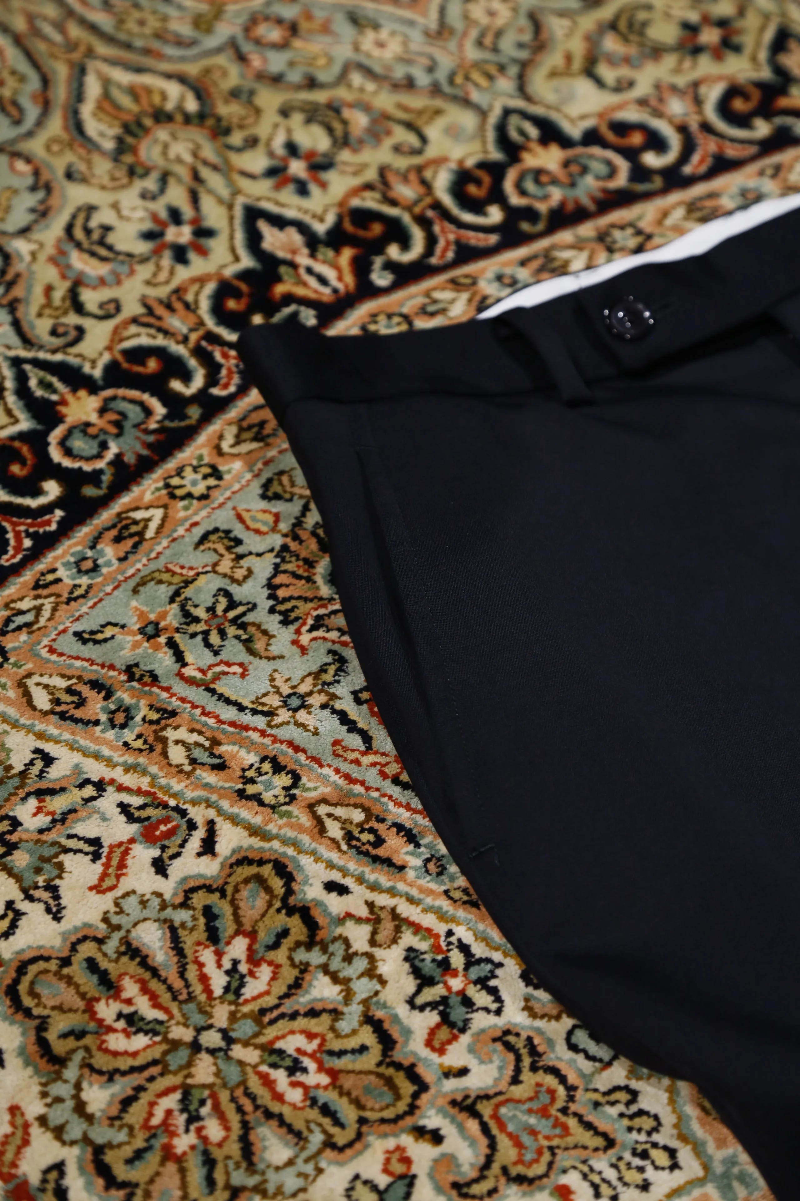 Wool Standard Slacks (NAVY)